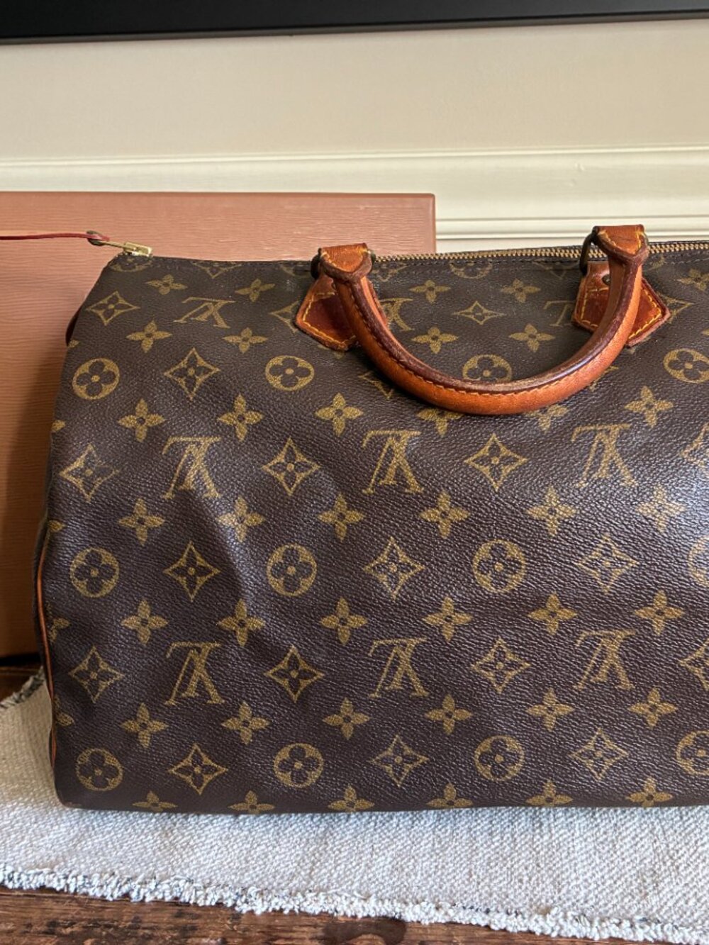 Louis Vuitton Speedy 35 - Picture 2 of 16